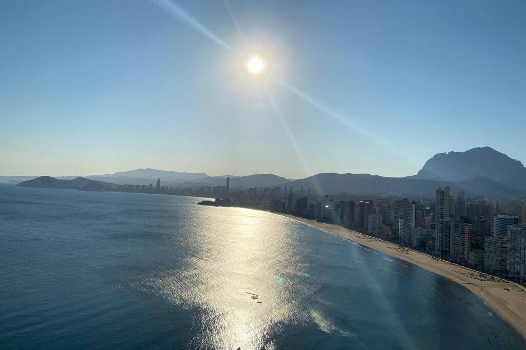 Ideal 1 Benidorm Buitenkant foto